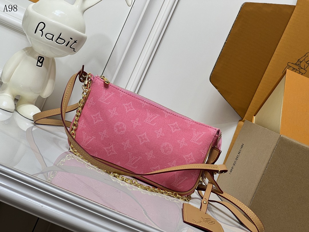 LVutton + M60138 + Pochette Accessoires #4820
