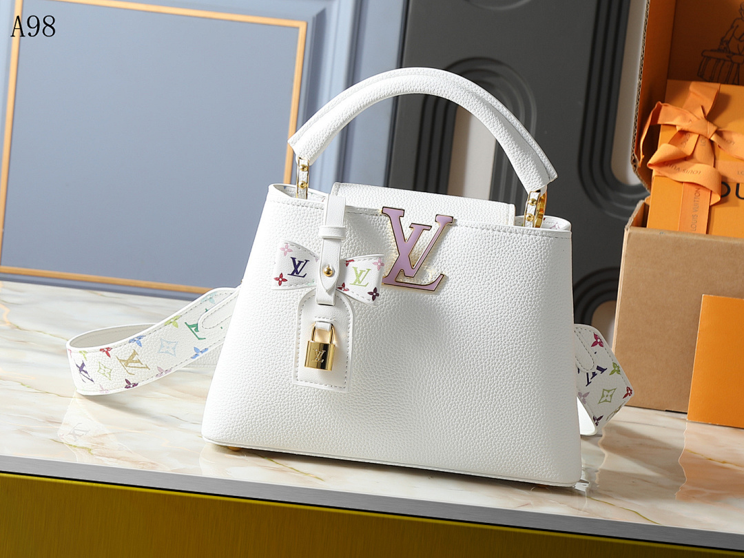 LVutton + Capucines MM + White Monogram Canvas Bag #1136 1 LVutton + Capucines MM + White Monogram Canvas Bag #1136