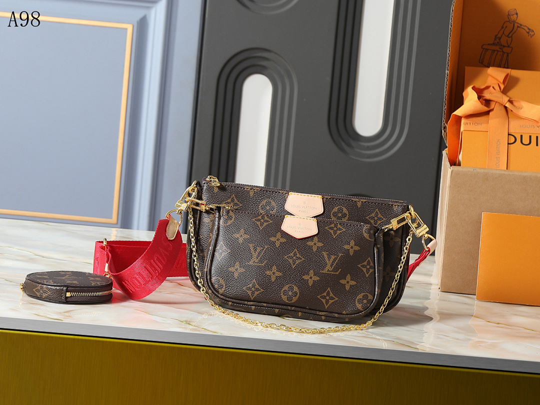 LVutton x Supreme Pochette Accessories #1132 1 LVutton x Supreme Pochette Accessories #1132