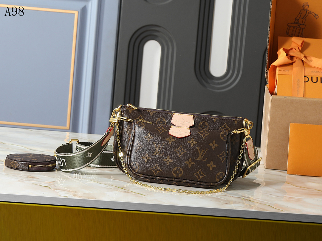 LVutton x Supreme Monogram Pochette Metis #1130 1 LVutton x Supreme Monogram Pochette Metis #1130
