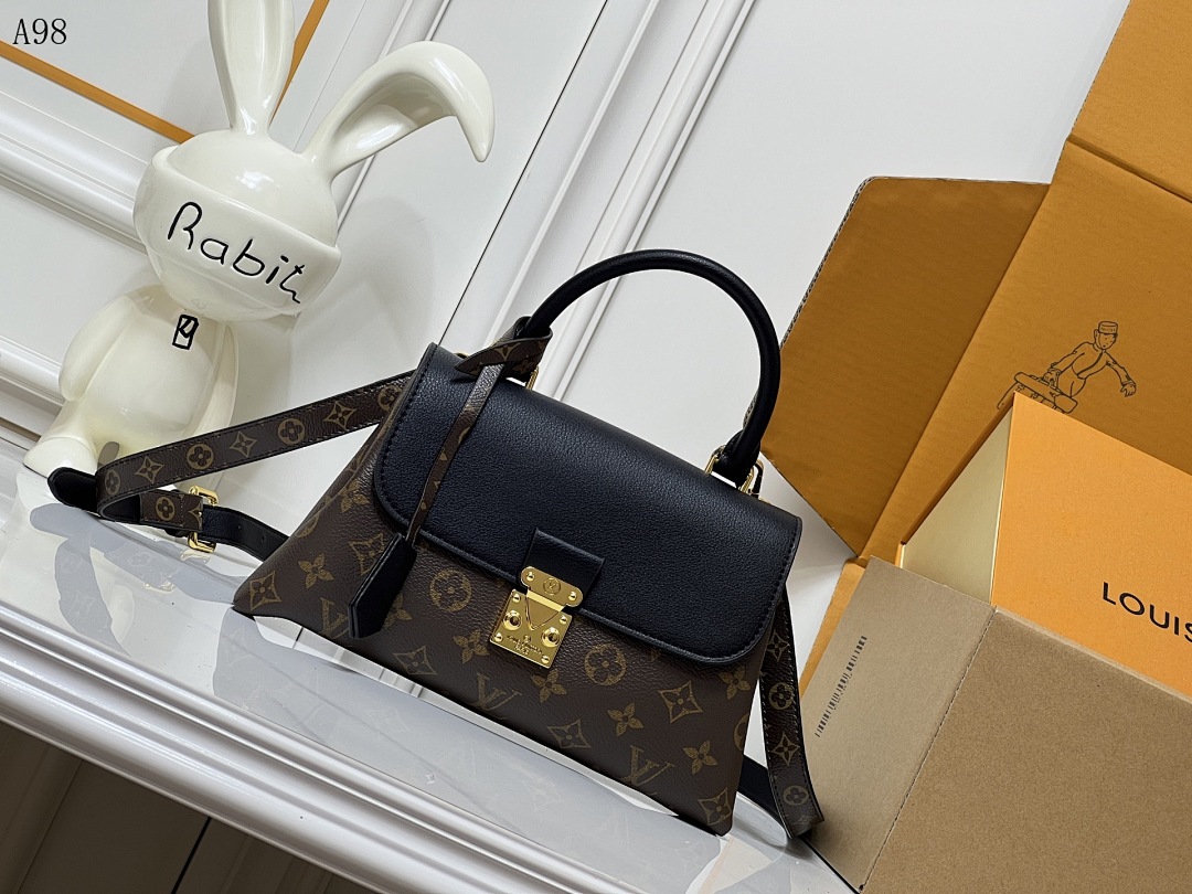 LVutton x Rabbit Collaboration Mini Lockit Bag #1100