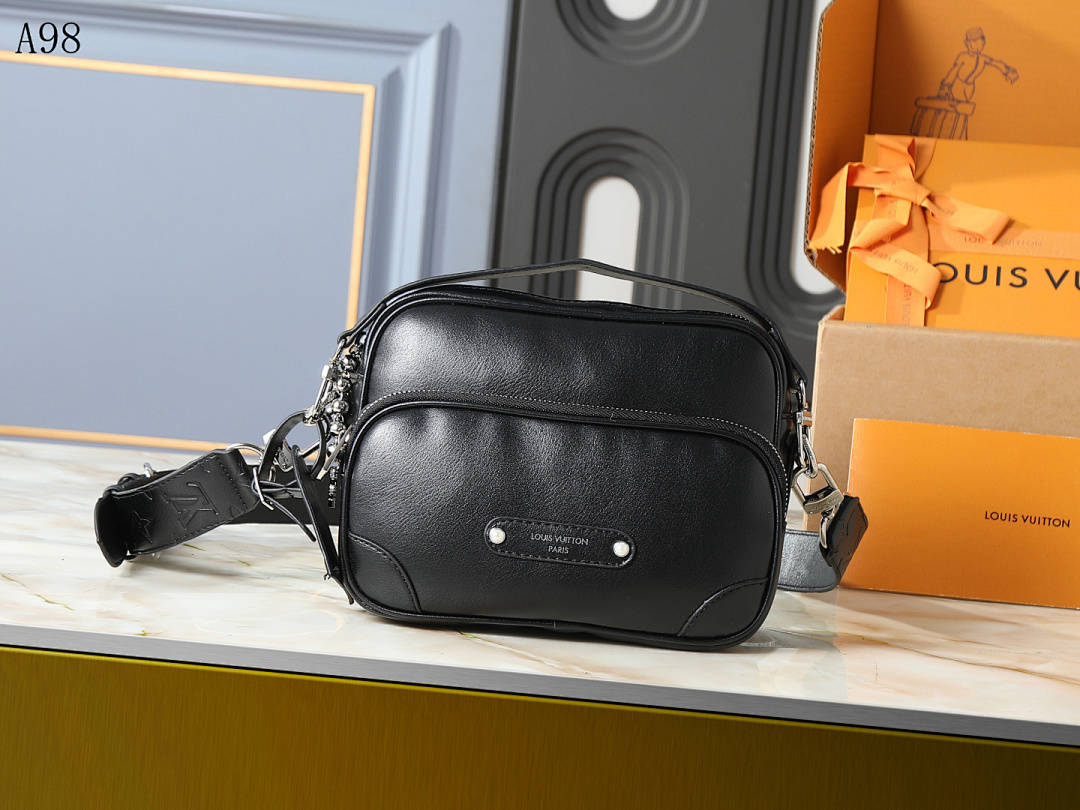 LVutton + A98 + Multi-Pocket Crossbody Bag #1089