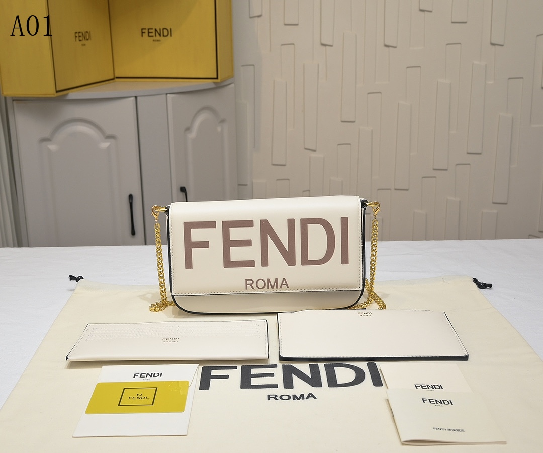 FENDI – Baguette Logo Clutch #1339
