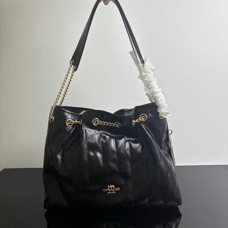 Coacch CDR00 Evelyn Quilted Leather Shoulder Bag