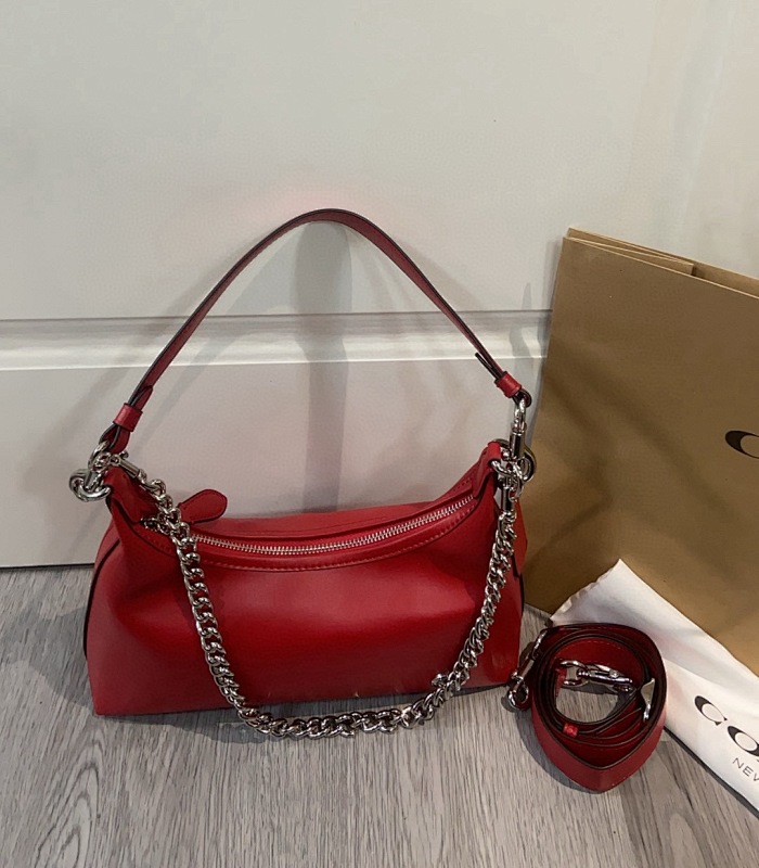 Coacch Juliet 25 Shoulder Bag in Red Leather with Chain Strap
