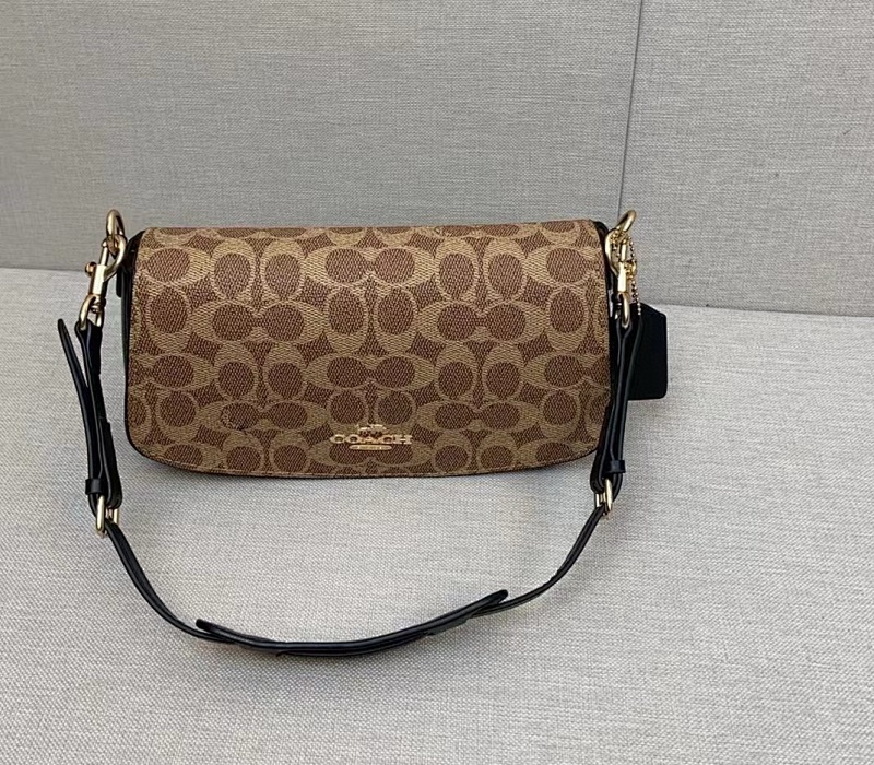 Coacch CV973 Andrea Signature Crossbody Bag