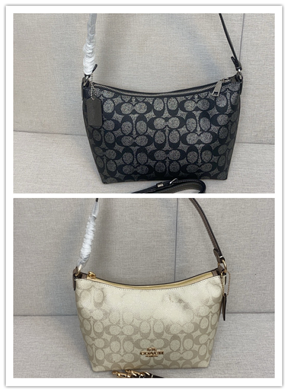 Coacch CW391 Signature Zip Top Shoulder Bag