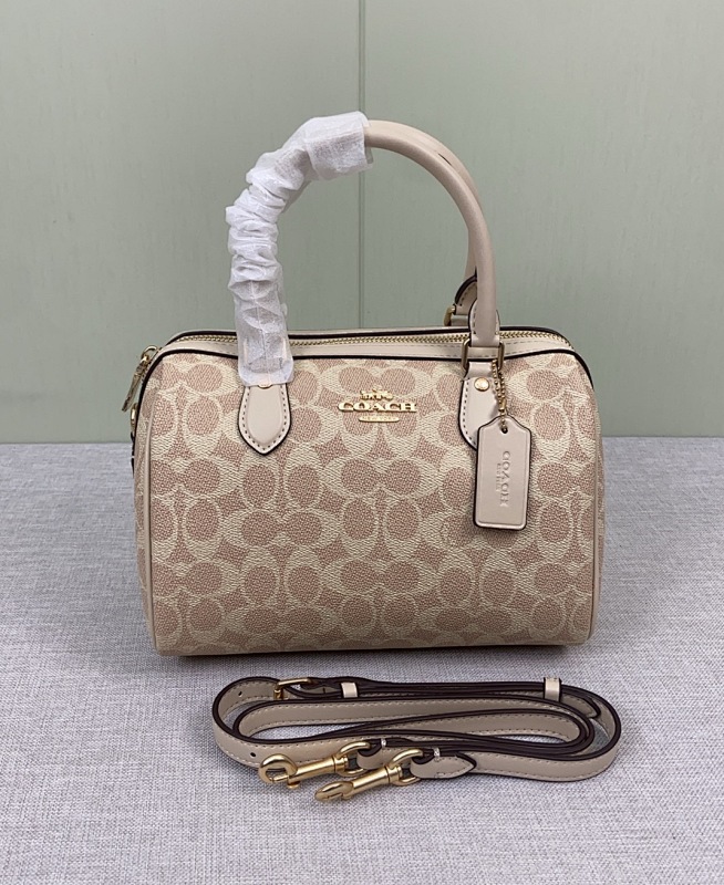 Coacch CW377 Rowan Boston Bag Beige Signature Print