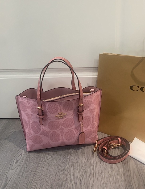 Coacch CAL50 Mollie 25 Pink Signature Tote Bag - 1 Coacch CAL50 Mollie 25 Pink Signature Tote Bag