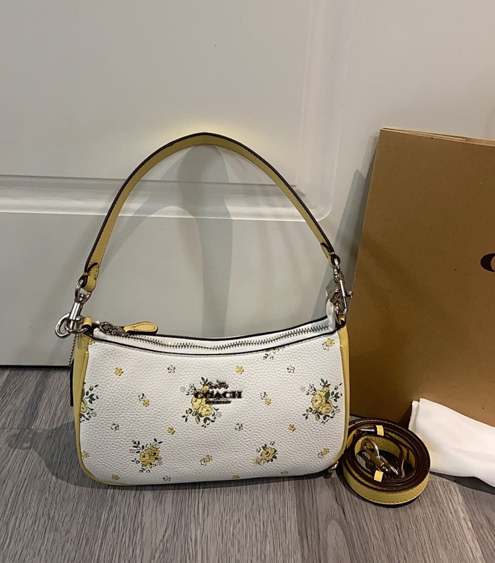Coacch CAL45 Teri Floral Print Shoulder Bag