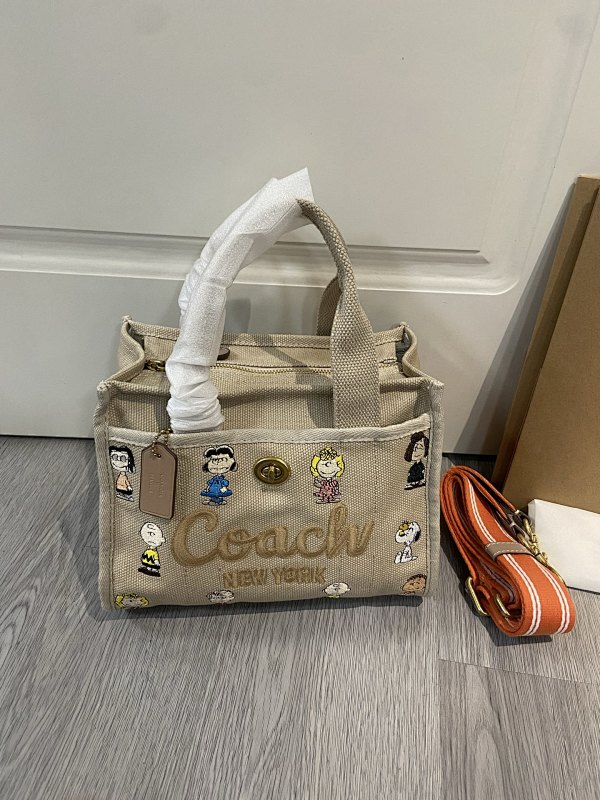 Coacch CBF70 Peanuts Tote Bag with Embroidered Characters