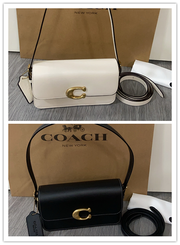 Coacch cAM18 Studio 20 Crossbody Bag in White and Black