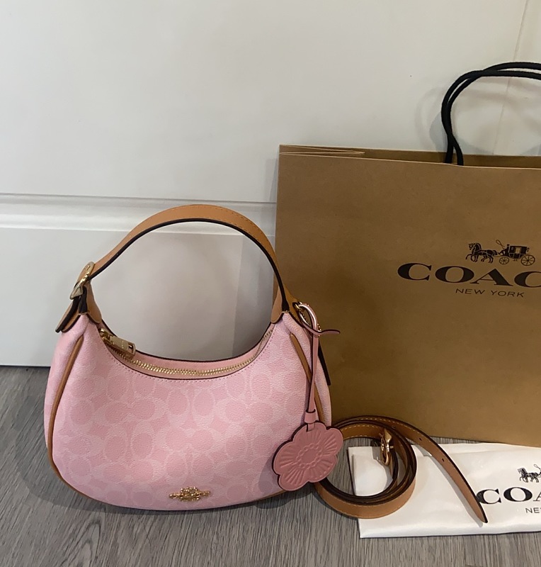 Coacch CDW86 Emily Signature Pink Shoulder Bag - 1 Coacch CDW86 Emily Signature Pink Shoulder Bag