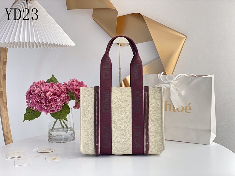 Chl0e N7888 Woody Medium Embroidered Tote Bag