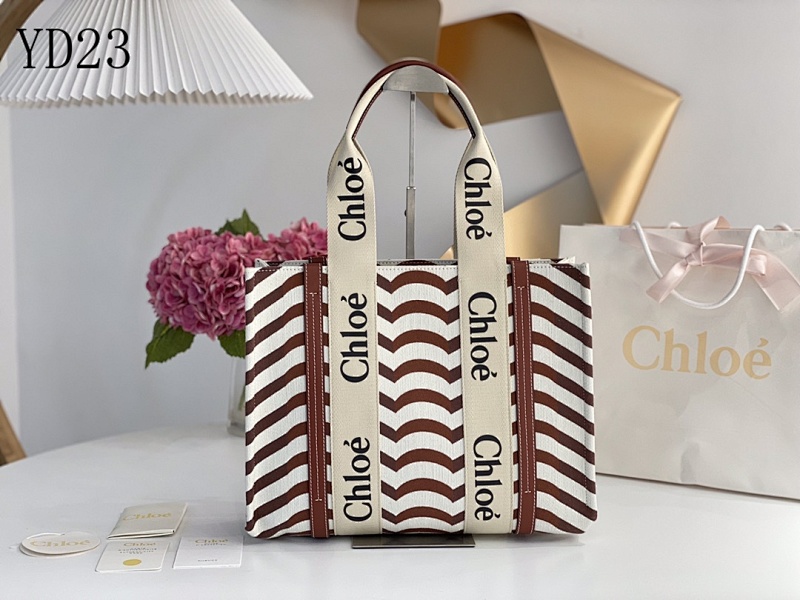 Chloé YD2361 Medium Tote Bag – Woody Collection