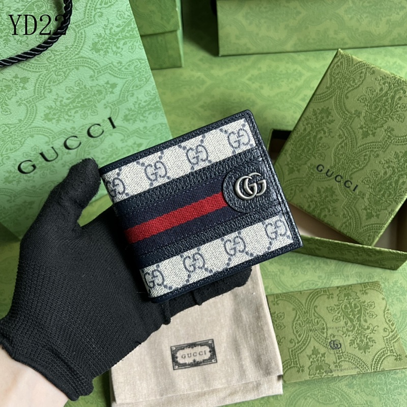cover-116815176 Gucc1 597606 GG Supreme Web Wallet