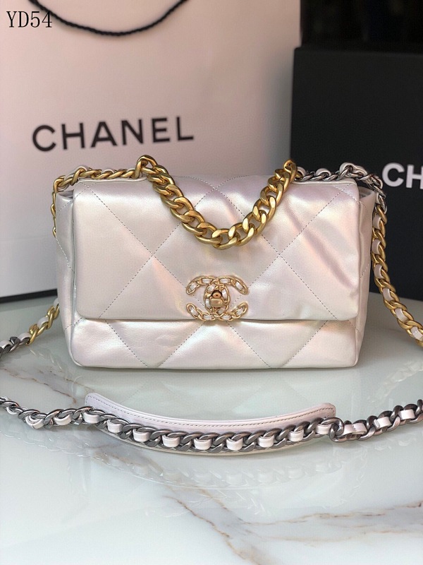 CHANELL YD5475 Classic Quilted Flap Bag