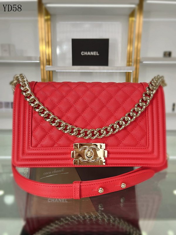 cover-124811488 CHANELL YD58 Boy Chan3l Flap Bag Red Quilted Calfskin