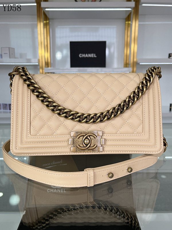CHANELL YD58 Classic Quilted Leather Flap Bag