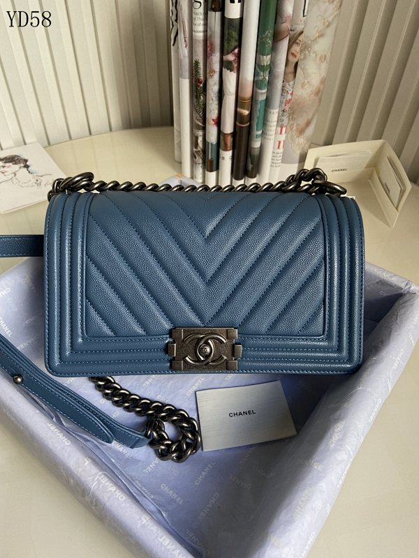 cover-124861269 CHANELL YD58 Blue Quilted Caviar Leather Flap Bag