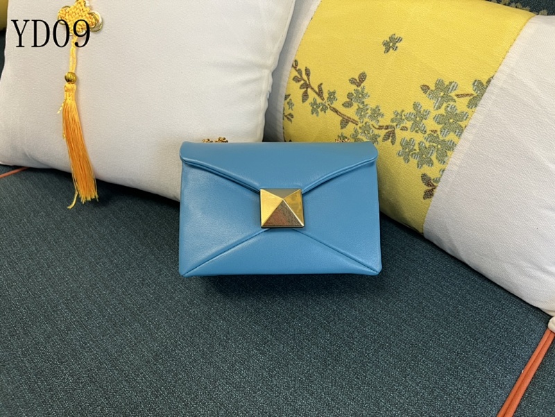 Valentiino YD0976 Mini Envelope Clutch