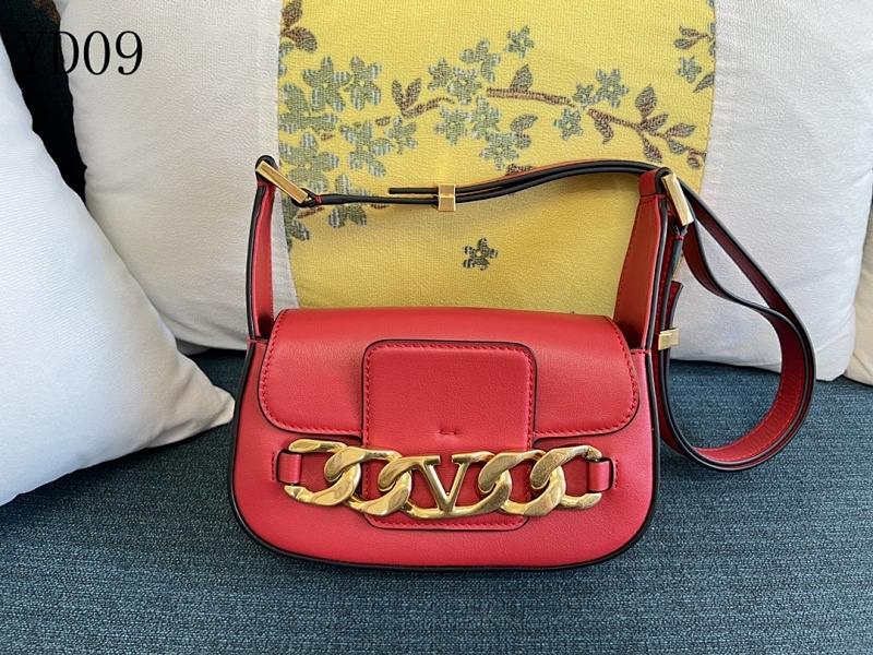 Valentiino YD0968 Small Rockstud Shoulder Bag