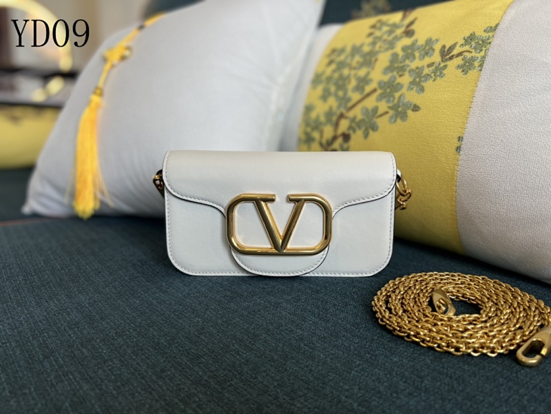 Valentiino YD0970 Wallet on Chain