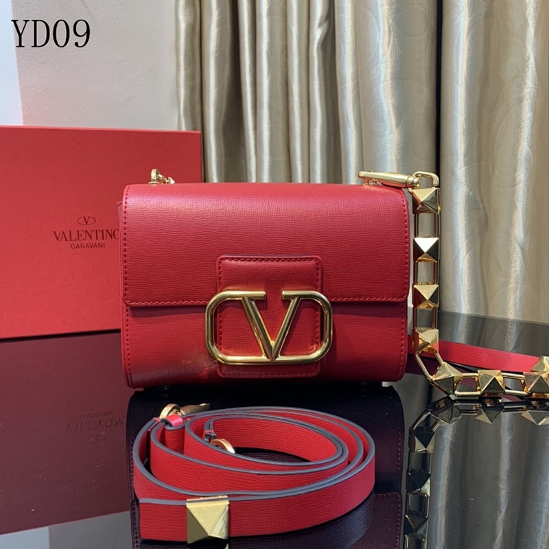 Valentiino YD09 Rockstud Lock Bag