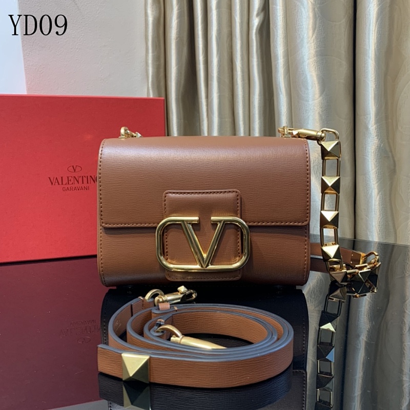 Valentiino Garavani YD0980 Leather Tote Bag