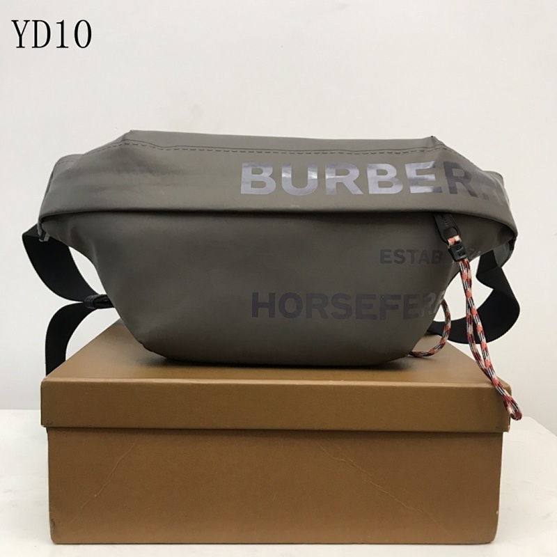 BURBERRY YD1052 Horseferry Print Belt Bag