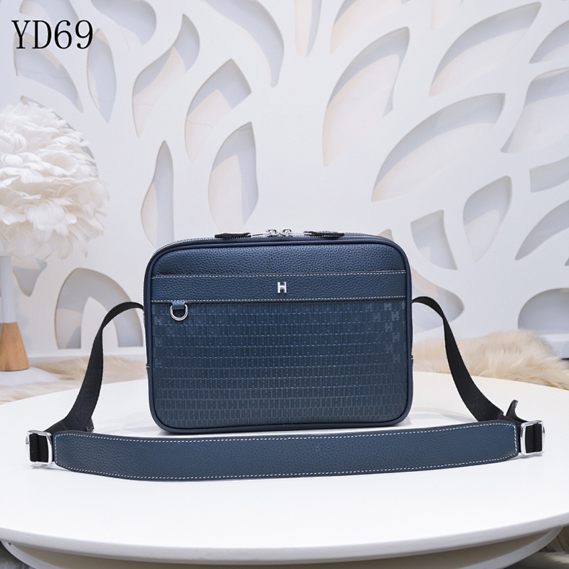 Hermès YD6950 Crossbody Bag with Handcrafted Stitching