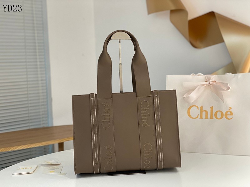 Chloé YD2381 Medium Tote Bag in Full Leather