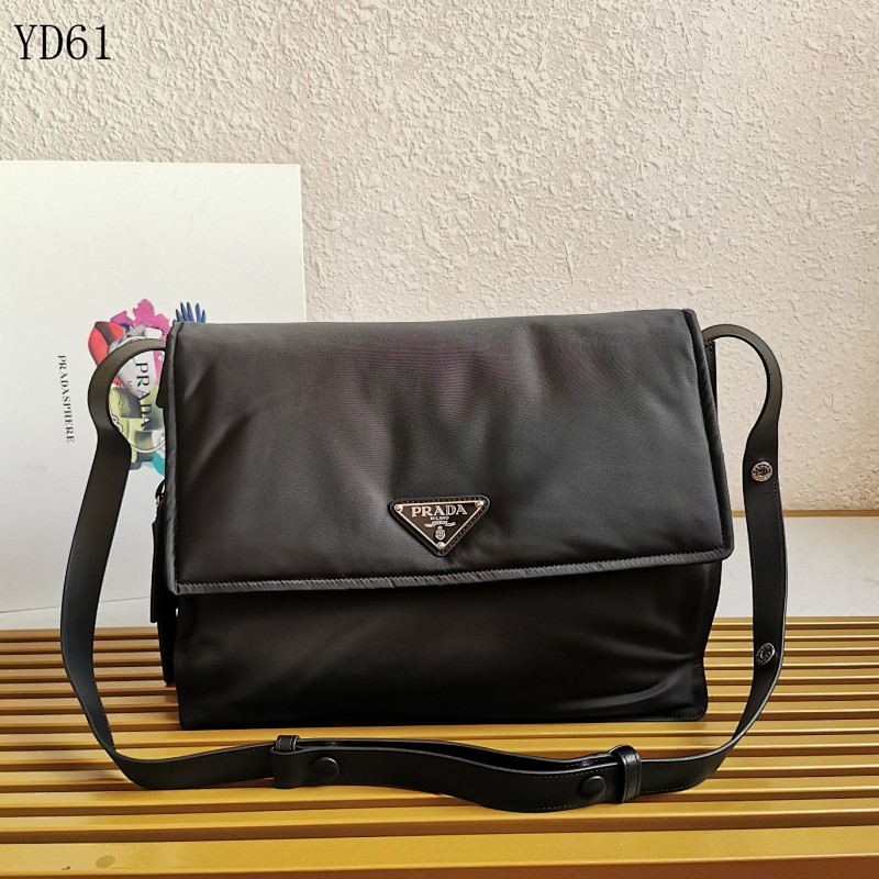cover-131509847 Pr4da 1BD256 Cini Series Re-Nylon Shoulder Bag