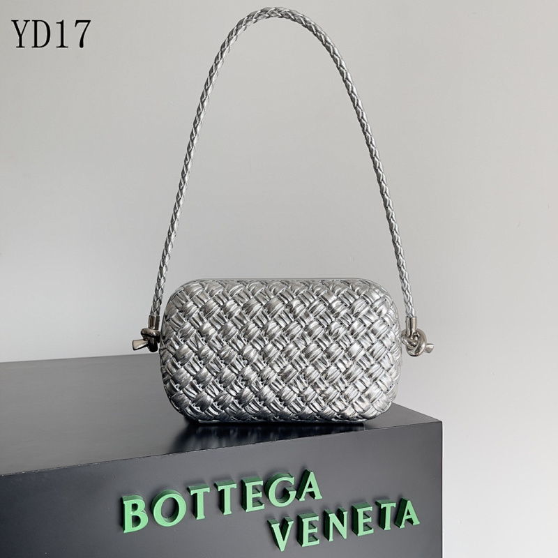 BOTTEGA VENETA YD17 Intrecciato Woven Silver Mini Bag