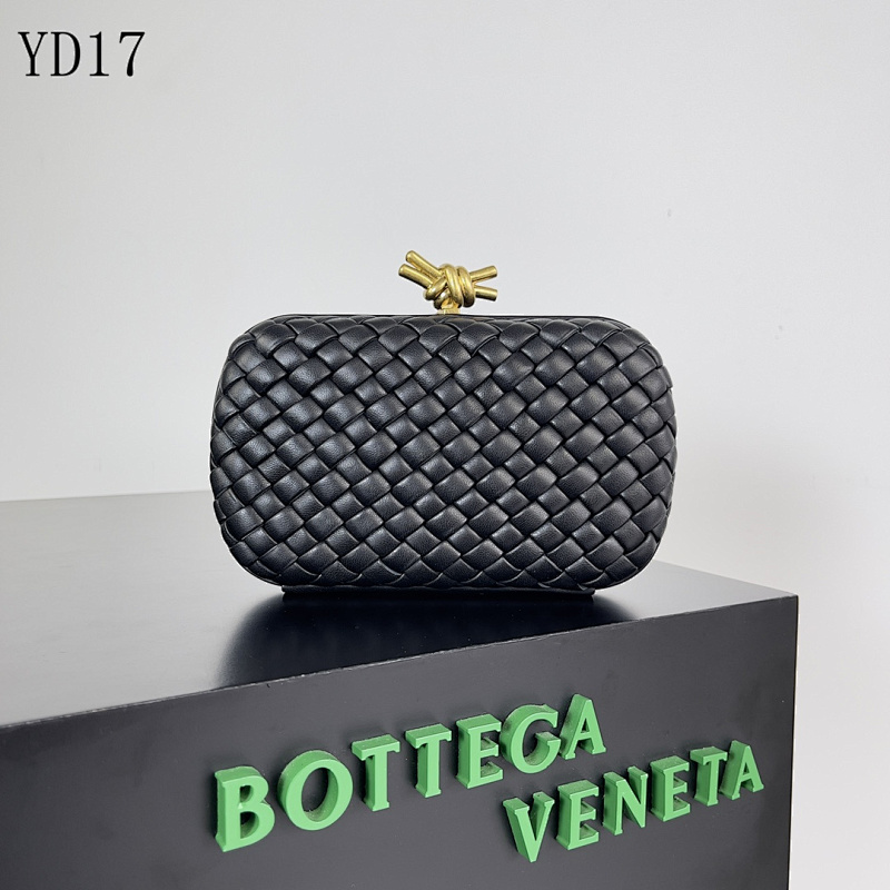 BotegaaVeneta YD17 Clutch Bag