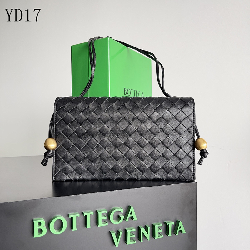 BotegaaVeneta YD17 Trio Woven Clutch Bag