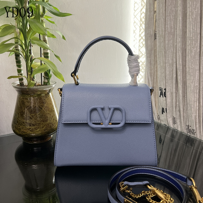 Valentiino YD0963 Small Rockstud Bag
