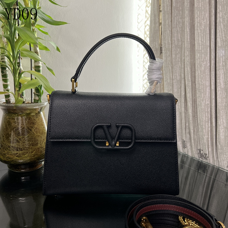 cover-133903005 Valentiino YD0965 Garavani VSLING Medium Tote Bag