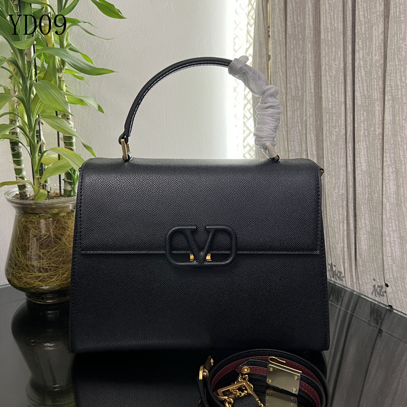 Valentiino YD0978 Large Tote Bag