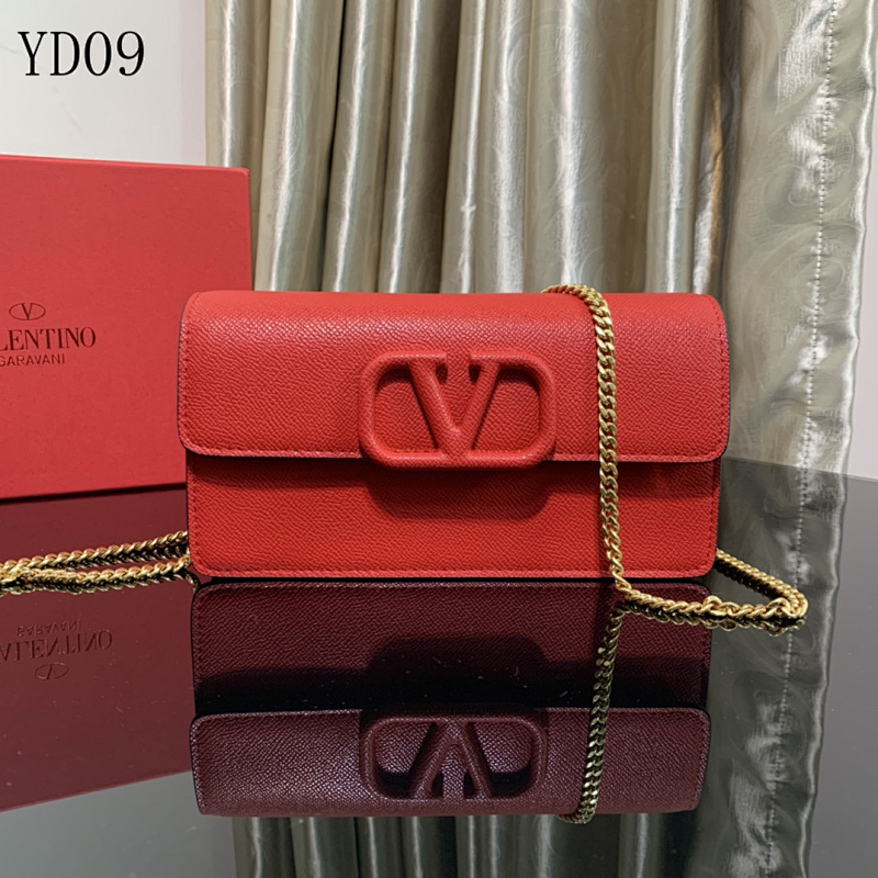 Valentiino YD0960 Palm Grain Leather Wallet on Chain