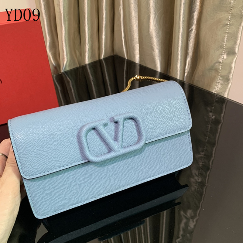Valentiino YD0960 VLogo Clutch Bag