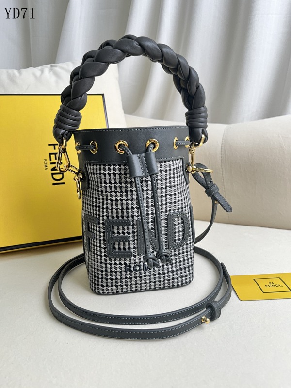 cover-133950521 F3ndii YD7162 Braided Handle Bucket Bag