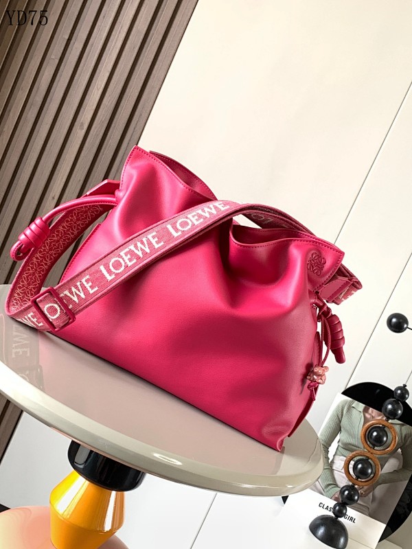 L03wee YD7585 Pink Leather Shoulder Bag