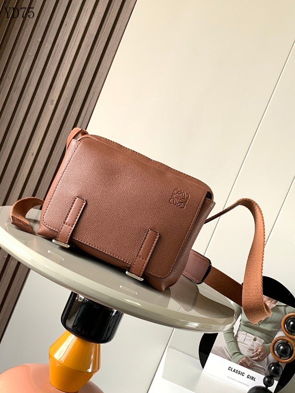 cover-137801724 L03wee YD7572 Mini Crossbody Bag