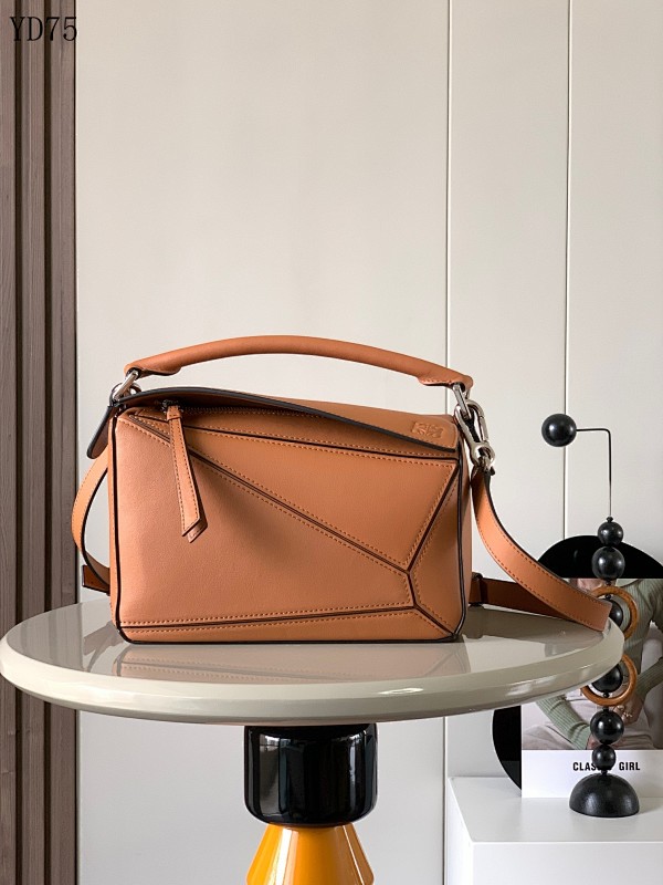 L03wee Puzzle Bag YD7575 Mini Tan Leather Crossbody