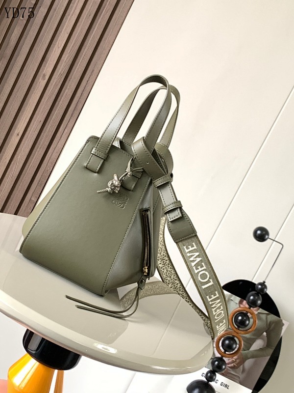 L03wee YD7585 Hammock Compact Bag in Satin Calfskin