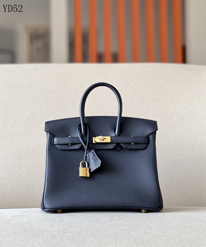 Hermès YD52 Midnight Blue Leather Handbag with Gold Hardware