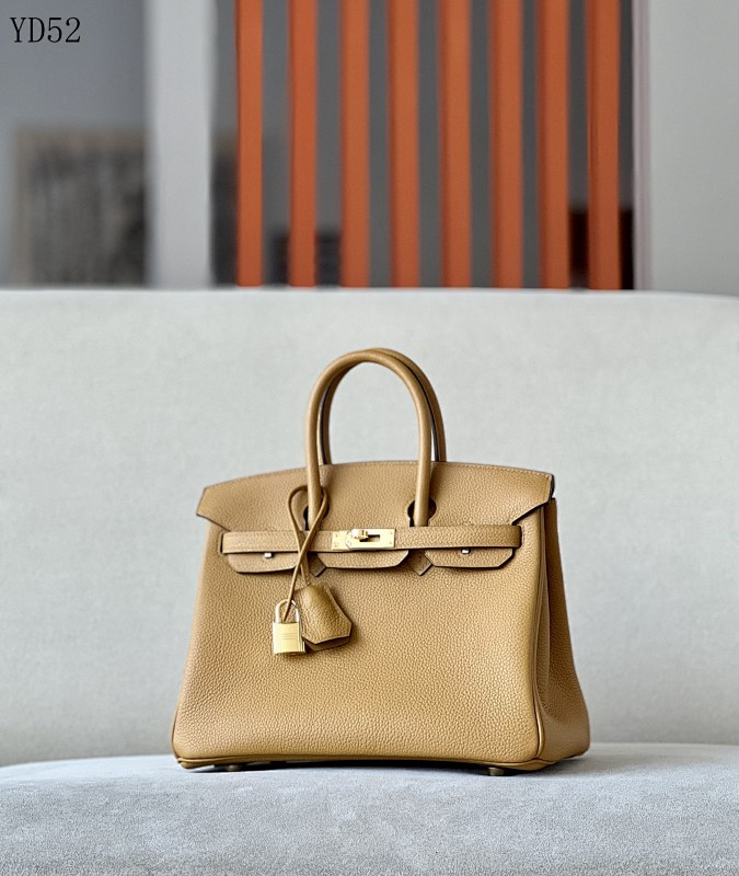 Hermès YD52 130 Tote Bag in Caramel with Gold Hardware