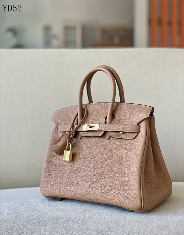 Hermez YD52 130 Tote Bag in Cappuccino with Gold Hardware