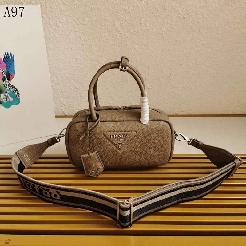 Pr4da YD6185 1BB102 Leather Tote Bag